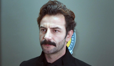 Kartal, Mustafa'nın peşinde!