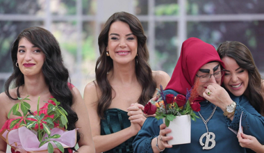 Stüdyo çiçek bahçesine döndü!