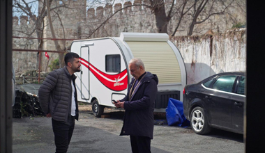 Azem, Cihan'ın mekanına geldi!