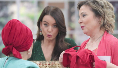 Şule Hanımın olay yaratan kırmızı kıyafeti! 