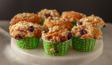 Arda'nın Mutfağı - Vişneli Crumble Muffin Tarifi - Vişneli Crumble Muffin Nasıl Yapılır?