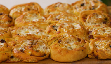 Pizza Börek Tarifi - Pizza Börek Nasıl Yapılır? - Arda'nın Ramazan Mutfağı