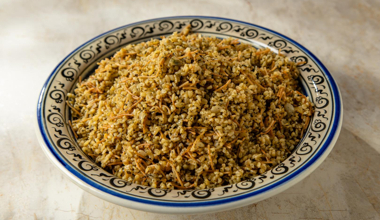 Şehriyeli Bulgur Pilavı Tarifi - Şehriyeli Bulgur Pilavı Yapılır? - Arda'nın Ramazan Mutfağı