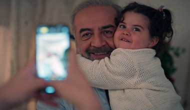 Azem'in torunu en kıymetlisi oldu!