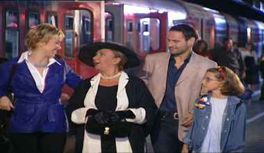 Evdeki Yabancı 4. Bölüm