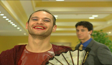 Evdeki Yabancı 8. Bölüm