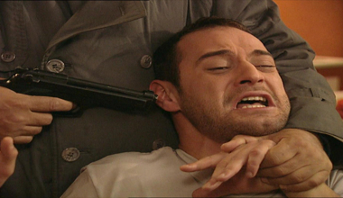 Evdeki Yabancı 10. Bölüm