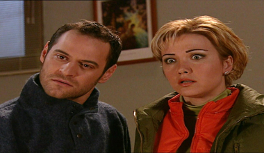 Evdeki Yabancı 26. Bölüm