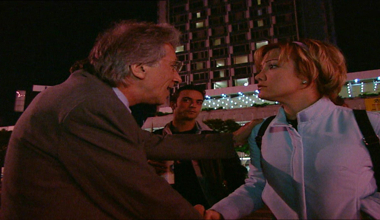 Evdeki Yabancı 36. Bölüm