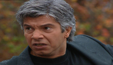 Hırçın Menekşe 8. Bölüm