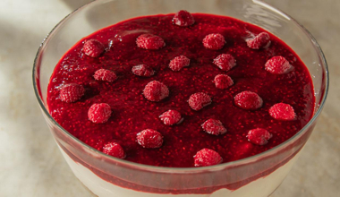 Arda'nın Mutfağı - Frambuazlı Pişmeyen Cheesecake Nasıl Yapılır? - Frambuazlı Pişmeyen Cheesecake Tarifi
