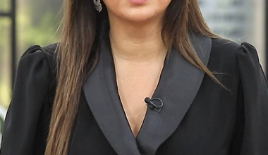 Aslı Hünel annesini andı...