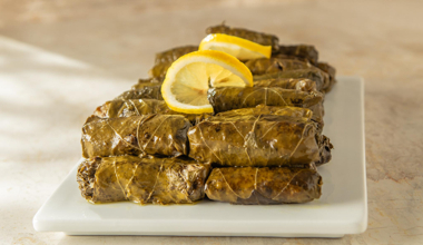 Arda'nın Mutfağı - Zeytinyağlı Yaprak Sarma Nasıl Yapılır? - Zeytinyağlı Yaprak Sarma Tarifi