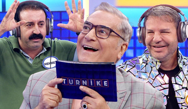 Kulaklık etabı gülme krizine soktu!