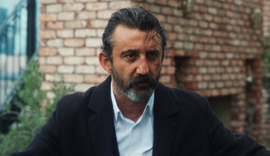 "Bana da sarılın..."