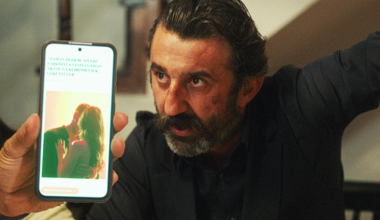 "Açı fark etmez Eşref Tek affetmez!"