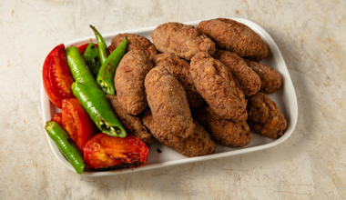 Arda'nın Mutfağı - Ada Köftesi Nasıl Yapılır? - Ada Köftesi Tarifi