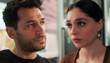 Serhat, yaralarını Zeynep'e açtı!