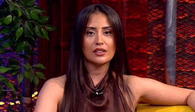 "90'lar Futbol Smart" Hande Ünsal'ı ağırladı!