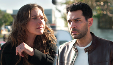 Serhat, Berrak'ı yakaladı!