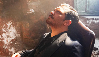 Eşref Rüya 24. Bölüm - Eşref Racon Sahneleri