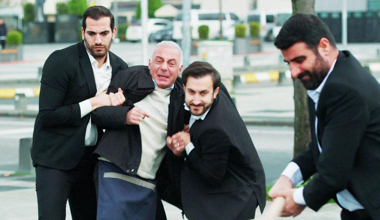 Ekmek teknesi yerle bir oldu!