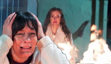 Berrak, Refika'yı can evinden vurdu!