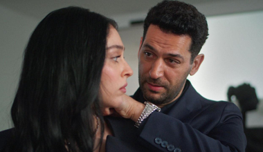 Serhat, Zeynep'e vuruldu!