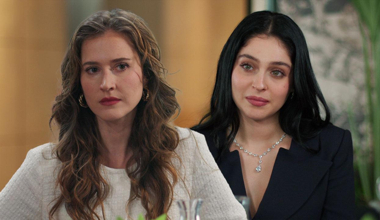 Zeynep sosyetenin gözdesi oldu!