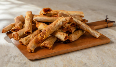 El Açması Patatesli Börek Tarifi - El Açması Patatesli Börek Nasıl Yapılır? - Arda'nın Ramazan Mutfağı