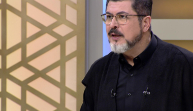 Nas ve Felak sureleri nelerden korur?