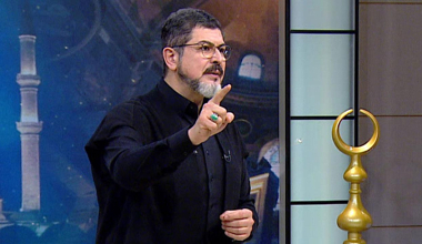 "Dedikodu yapmak cahillik alametidir!"