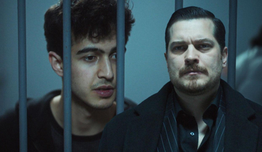 Eşref'ten gençlere ders niteliğinde konuşma!