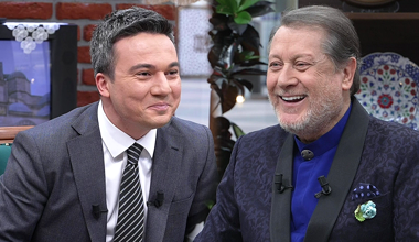 Ahmet Özhan kulakların pasını sildi