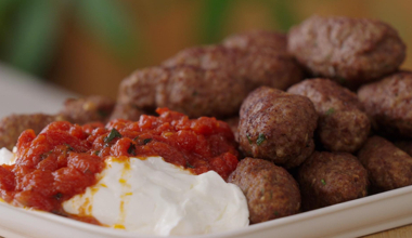 Kuru Köfte - Kuru Köfte Nasıl Yapılır? Arda'nın Ramazan Mutfağı