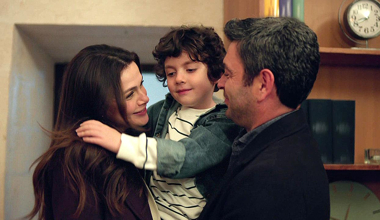 Alya oğluna kavuştu!