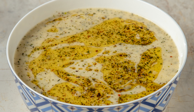 Yoğurtlu Mantı Çorbası - Yoğurtlu Mantı Çorbası Nasıl Yapılır? Arda'nın Ramazan Mutfağı