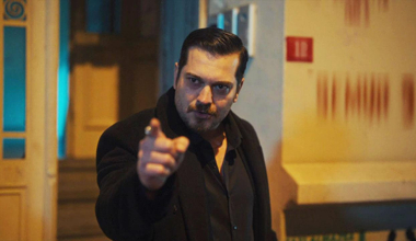 Nisan'a dil uzatanın cezasını kesti!