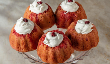 Vişneli Şam Baba Nasıl Yapılır? - Vişneli Şam Baba Tarifi