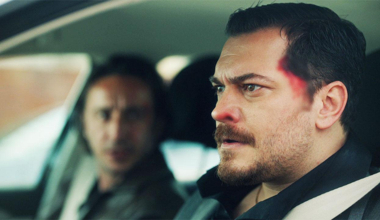 Eşref, baba olacağını öğrendi!