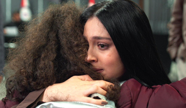 Zeynep serbest, Kader çaresiz!