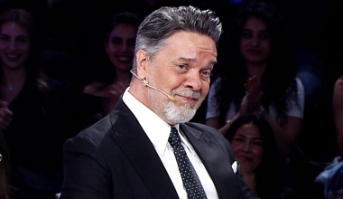 "İlk kez mi en iyi erkek oyuncu görüyorsunuz?"