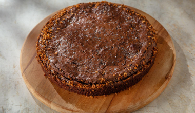 İsveç Keki-Kladdkaka Nasıl Yapılır? - İsveç Keki-Kladdkaka Tarifi