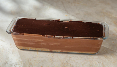 Çikolata Mus Tiramisu Nasıl Yapılır? - Çikolata Mus Tiramisu Tarifi