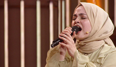Beyza sesiyle büyüledi!
