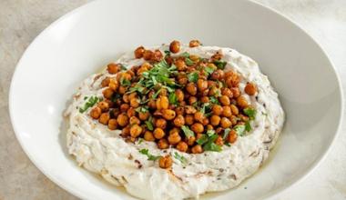 Çıtır Nohut Salatası Nasıl Yapılır? - Çıtır Nohut Salatası Tarifi