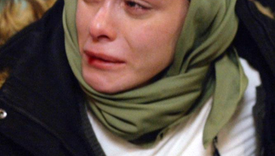 Ağabeyi, Münevver'i dövdü!