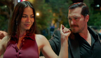 Aşıklardan efsane zeybek!