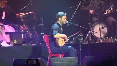 Ozan Akbaba konserde herkesi mest etti!