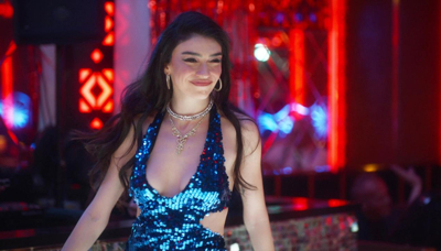 Dilber pavyon dansı! - "Hak Edeni İyi Bozarım"